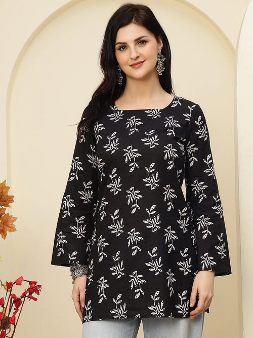 Black Leaf Printed  Lace-Up Back Pure Cotton Short Kurti