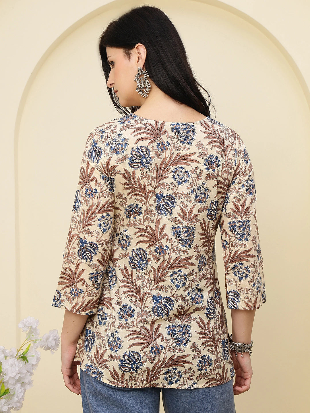 Cream Floral Printed V-Neck Pure Cotton Short Kurti