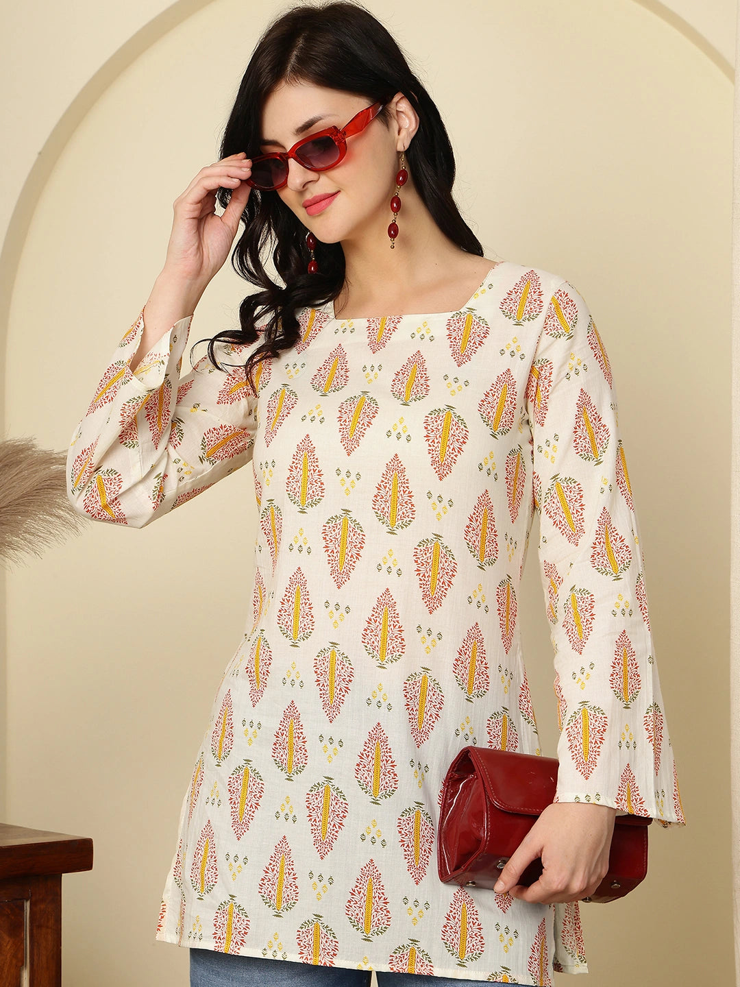 Ivory Ethnic Motifs Printed Lace-Up Back Pure Cotton Short Kurti