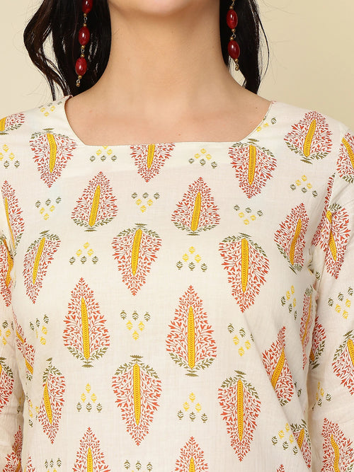 Ivory Ethnic Motifs Printed Lace-Up Back Pure Cotton Short Kurti