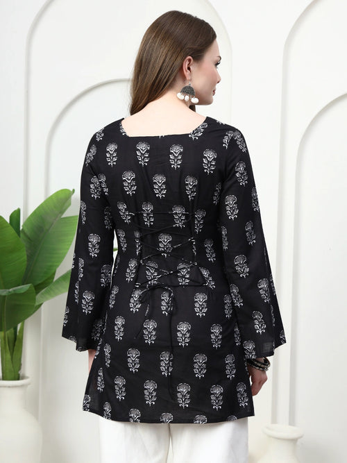 Black Buti Floral Printed  Lace-Up Back Pure Cotton Short Kurti