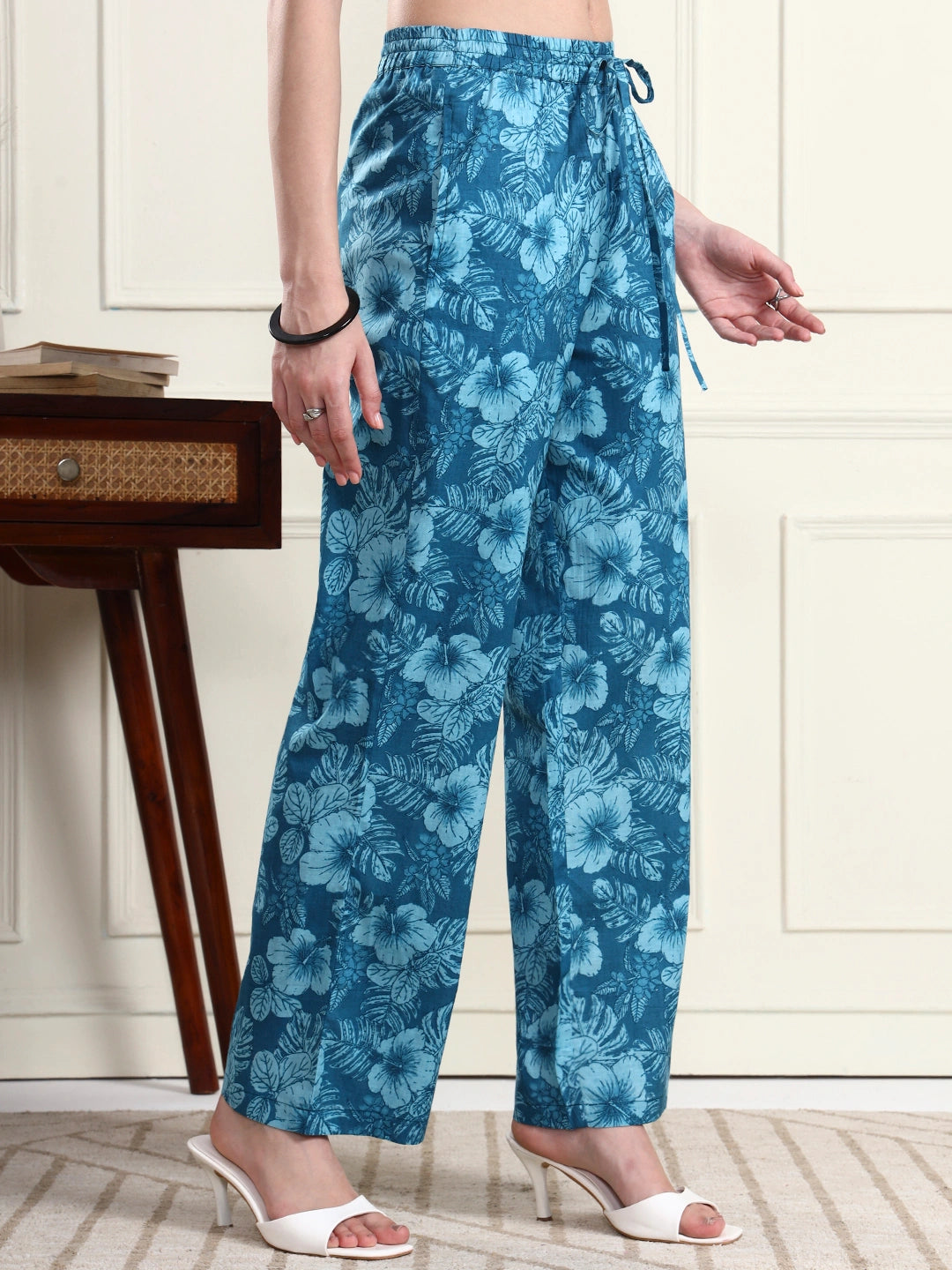 Blue Tropical Floral Print Wide-Leg Trousers